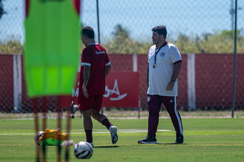 Série B: CRB deve repetir base da Copa do Brasil contra Cuiabá; veja provável