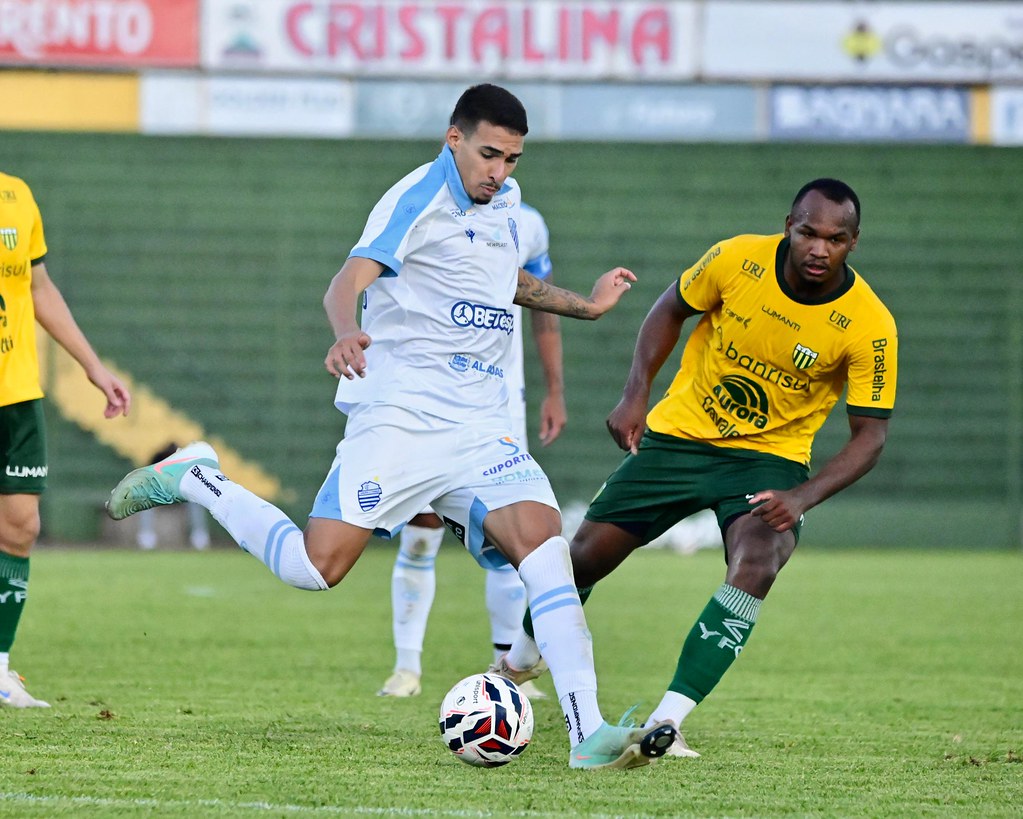 Treinador do CSA lamenta primeira derrota na Série C: "Não fizemos bom jogo" 2 CSA perde Ypiranga Série C