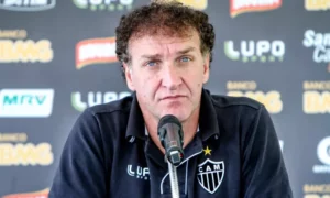 Cuca assume responsabilidade por empate e projeta reação no Atlético-MG: 