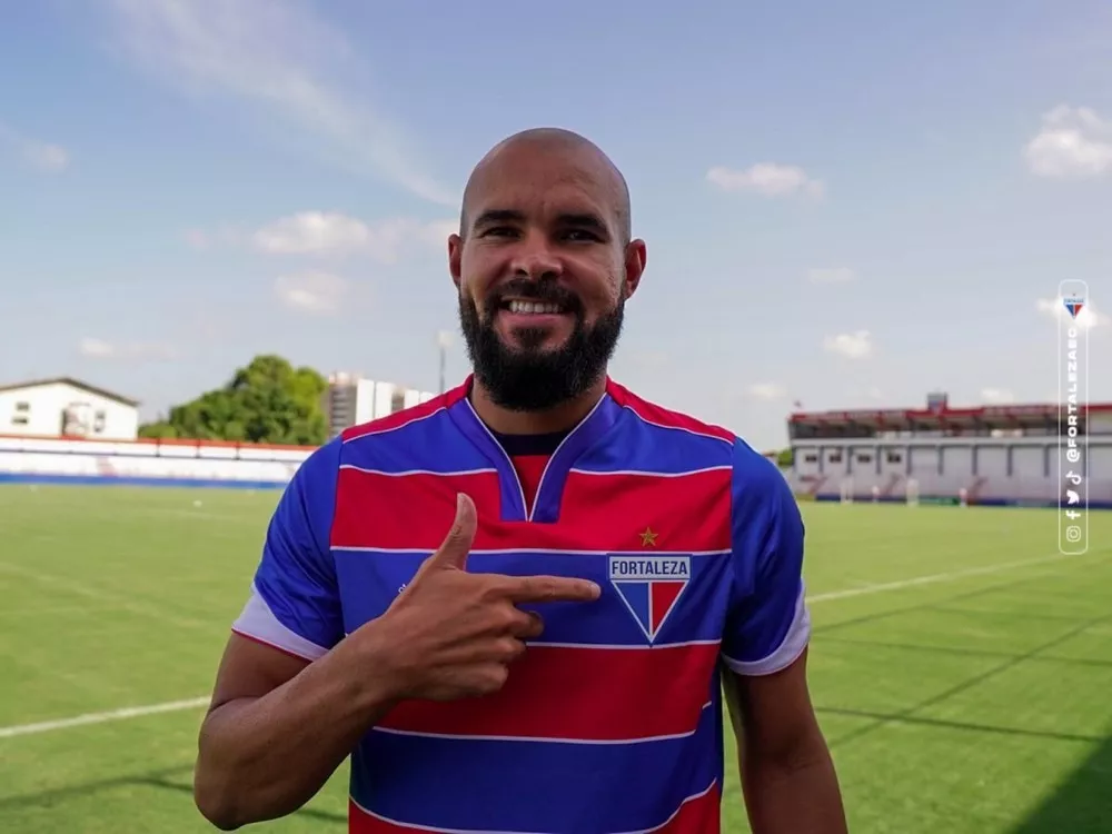 Fluminense e Vitória disputam contratação de volante do Fortaleza (Foto: Igor Mendes / Fortaleza EC)