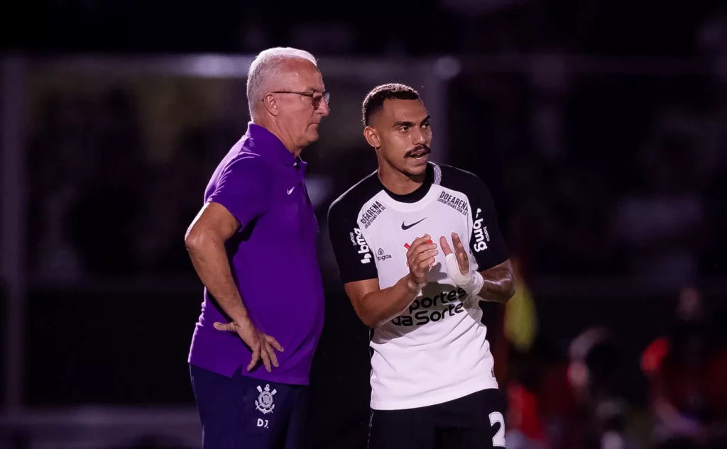 Dorival minimiza falhas da defesa do Corinthians: ‘Marcação bem compacta’
