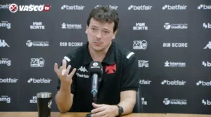 Diniz aposta na relação com atletas para recuperar o Vasco