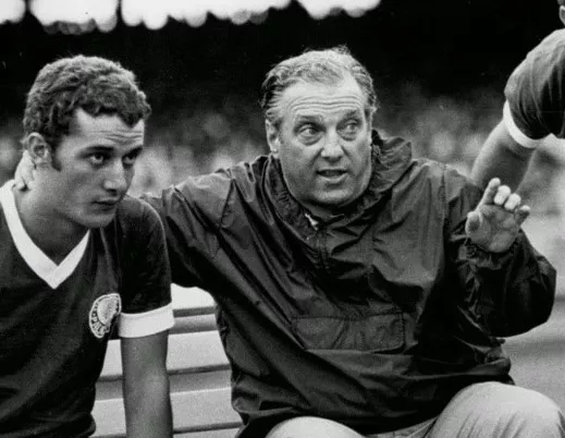 Marília já teve um técnico estrangeiro que comandou a Seleção Brasileira