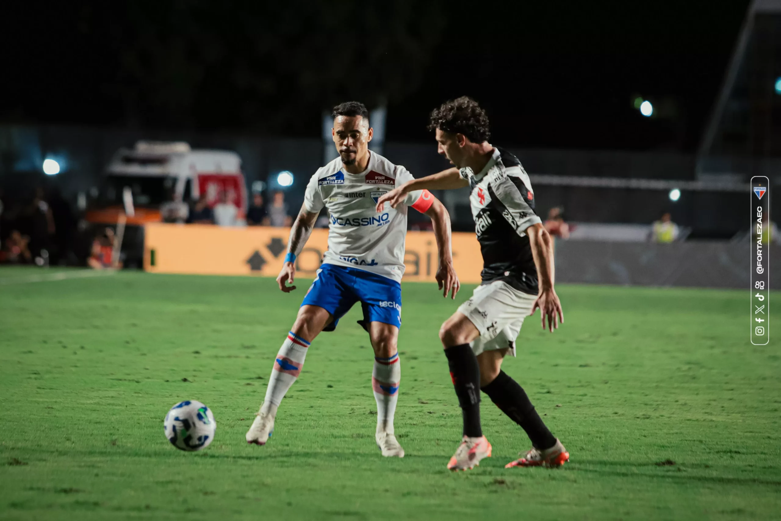 Treinador do Fortaleza reconhece pontaria ruim: "Temos que melhorar" 2 Fortaleza perde Vasco Brasileirão