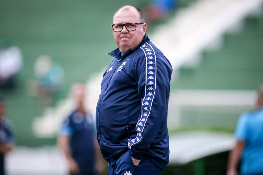 Marcelo Fernandes valoriza ponto fora e mantém discurso de reação no Guarani