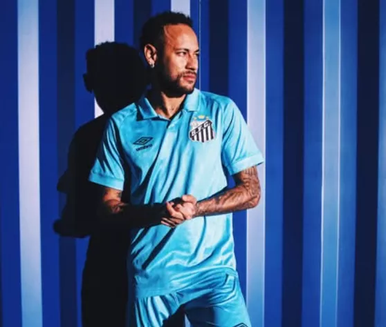 Santos homenageia Neymar com camisa azul-turquesa: 'Grande simbolismo'