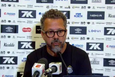 Cléber Xavier diz que até quinta-feira deve ter definição sobre Neymar