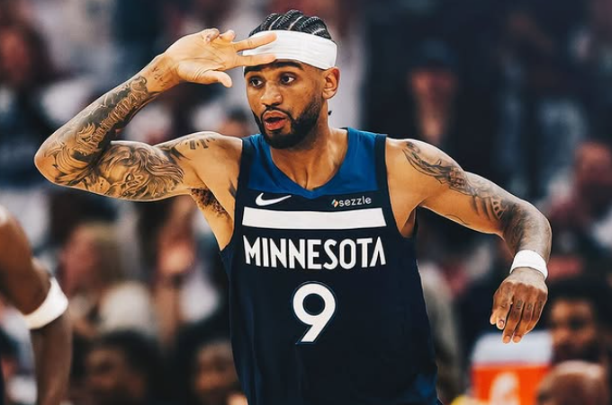 Warriors sofre e Timberwolves atropela nos playoffs da NBA