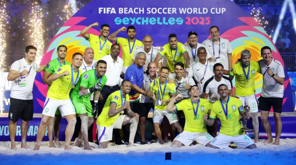 Brasil bate Belarus e é hepta da Copa do Mundo de Futebol de Areia