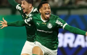Como Vitor Roque retomou faro artilheiro e ajudou Palmeiras a vencer seus jogos