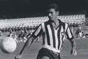 Nilton Santos completaria 100 anos nesta sexta-feira