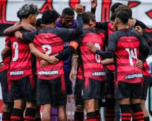 Guarulhos 0 x 2 Flamengo - 1ª vitória do Corvo na Segundona