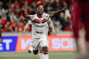Jonathan Cafu marca e ajuda na goleada do Botafogo-SP pela Série B