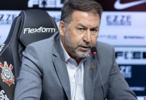 Augusto Melo é alvo do terceiro pedido de impeachment no Corinthians