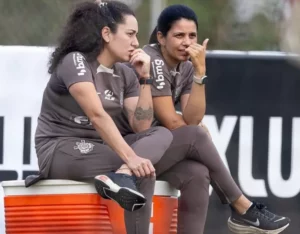 Corinthians demite chefe do departamento médico após entrevista de Dorival Jr.