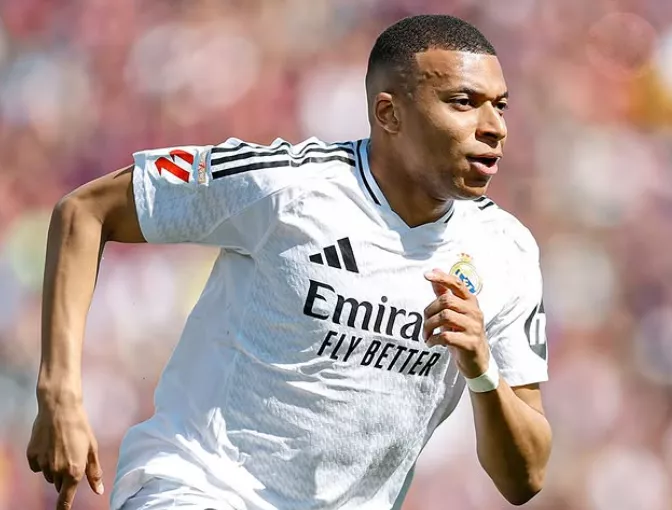 Mbappé manda mensagem após derrota do Real: ‘Dói, mas voltaremos’