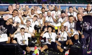 Neymar é campeão da Kings League com 40 mil pessoas no Allianz Parque