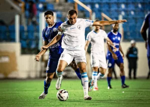 Confiança 0 x 2 Londrina - Tubarão se reaproxima do topo na Série C