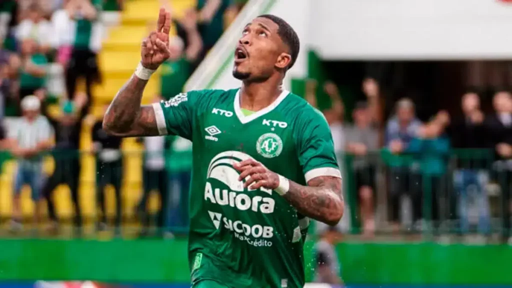 Atacante da Chapecoense atrai o interesse de clube japonês