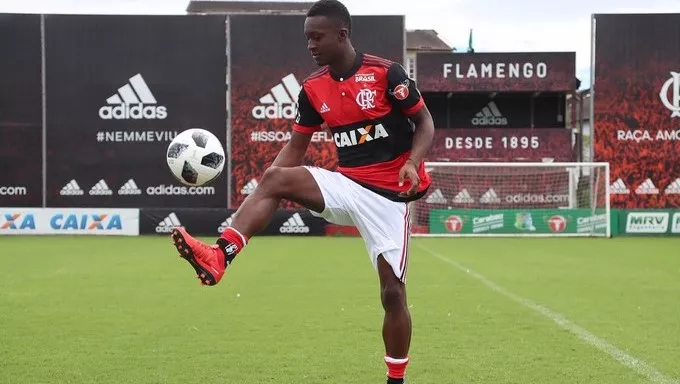 Amazonas envia proposta para atacante ex-Flamengo
