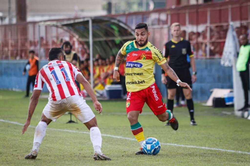 Náutico x Brusque – Encontro de opostos na Série C