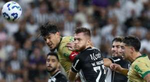 Palmeiras brilha fora de casa, mas tem problemas no Allianz