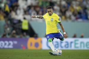 Raphinha revela que quase defendeu a Itália na Euro-2020: 'Meu passaporte não chegou a tempo'