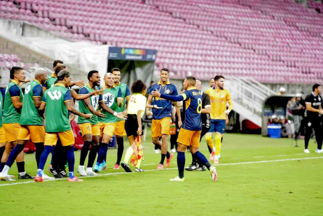 Retrô 1 x 0 Itabaiana - Fênix respira na Série C e complica Tremendão 1 Retrô vence Itabaiana Série C