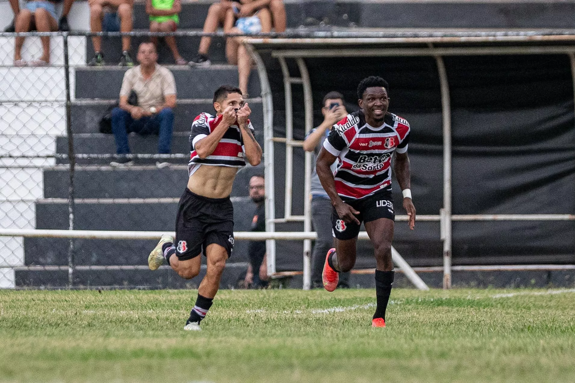 Central-PE 1 x 2 Santa Cruz-PE – Cobra Coral segue invicta na Série D