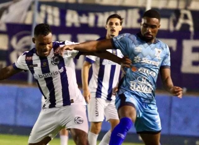 São José-RS 1 x 0 Azuriz-PR - Zeca encosta no topo na Série D 2 São José-RS Azuriz Série D