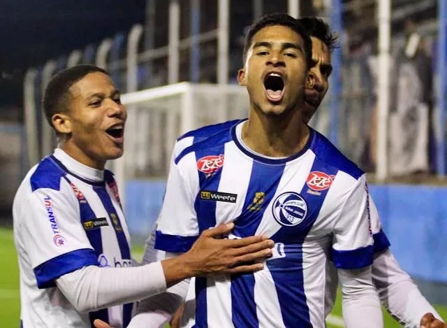 São José-RS 1 x 0 Azuriz-PR – Zeca encosta no topo na Série D