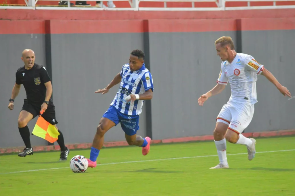 Tombense 0 x 0 CSA - Empate amargo para ambos na Série C 2 Tombense CSA Série C