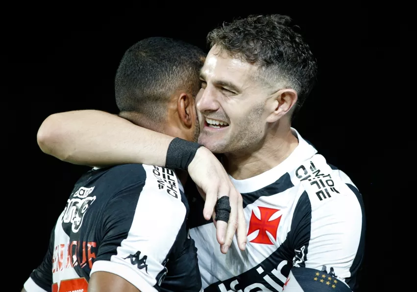 ‘Dinizismo’ puxa Seleção FI do Brasileirão em rodada de clássicos