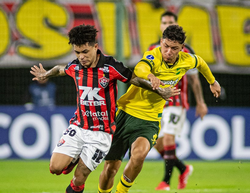 Vitória Defensa y Justicia Copa Sul-Americana