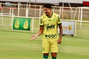 Yuri Lima, ex-Mirassol e atual da Iza, anuncia aposentadoria: 