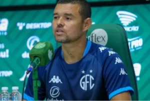 Técnico do Guarani quer fazer o dever de casa na Copa Paulista