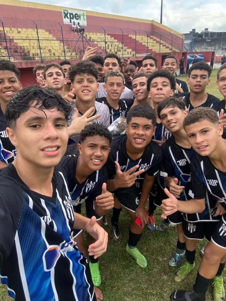 499248143 1116600593824281 6887722729873648409 n