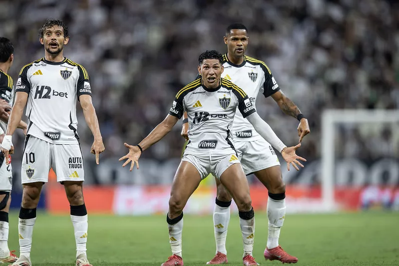 Atlético-MG vence Ceará, fora de casa, e mantêm série invicta no Brasileirão