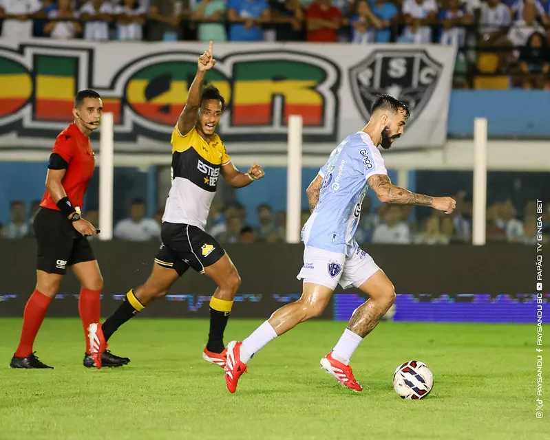 Criciúma vence duelo dos desesperados contra o Paysandu e sai do Z-4 da Série B