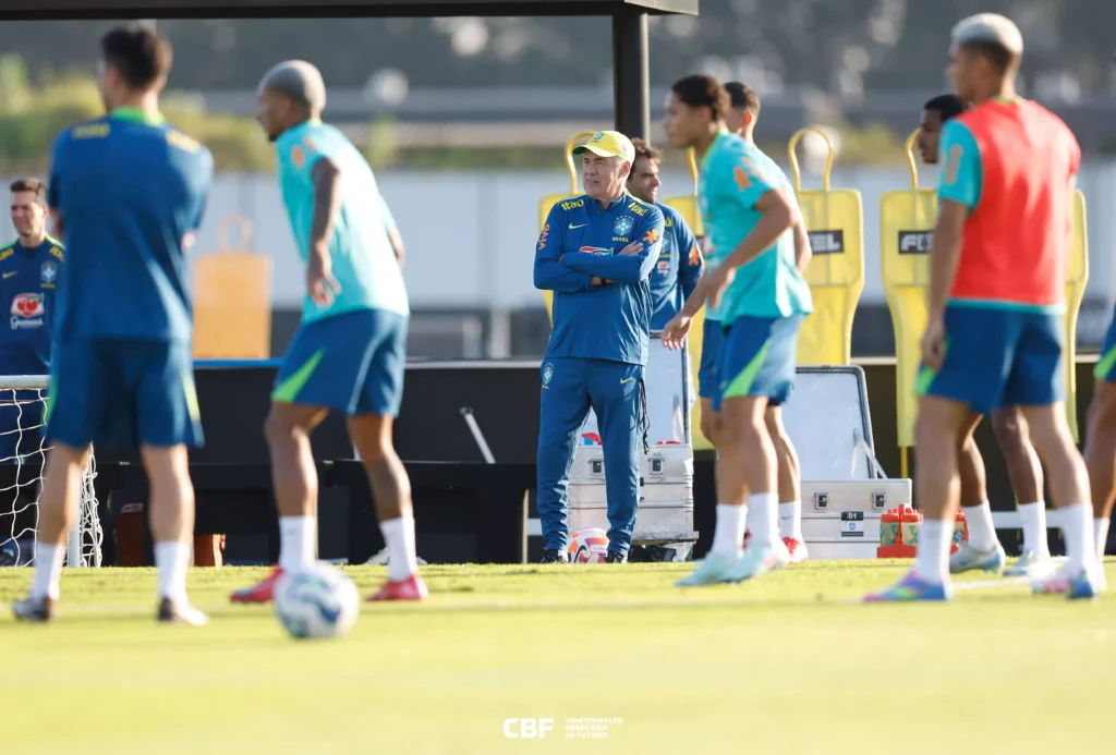 Seleção e Ancelotti recebem apoio de Xaud em último treino antes de viagem ao Equador