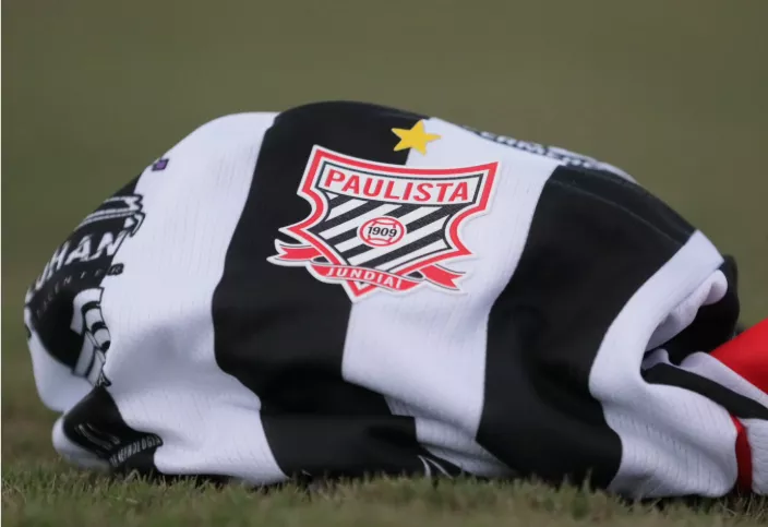 Junpe homenageia Paulista de Jundiaí pelos 20 anos da Copa do Brasil 2 9KY6NTOZ image