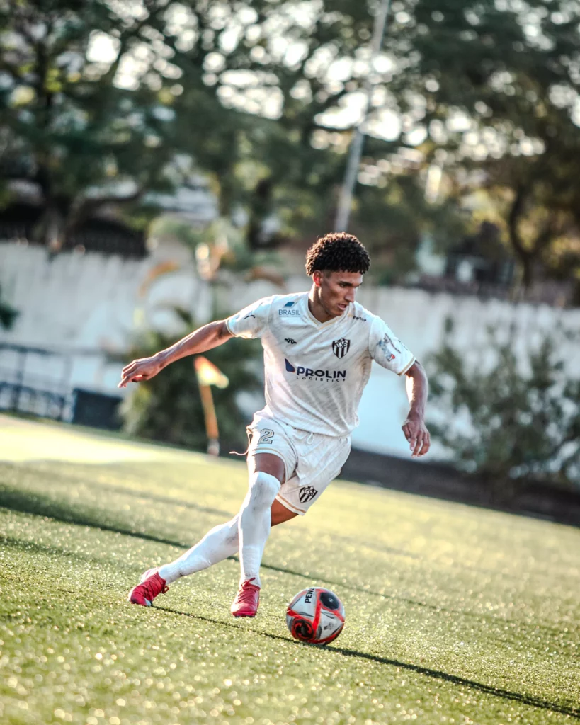 EC São Bernardo vence o Mirassol e segue firme na liderança geral do Paulista Sub-20 4 @pedroroquea 167 1