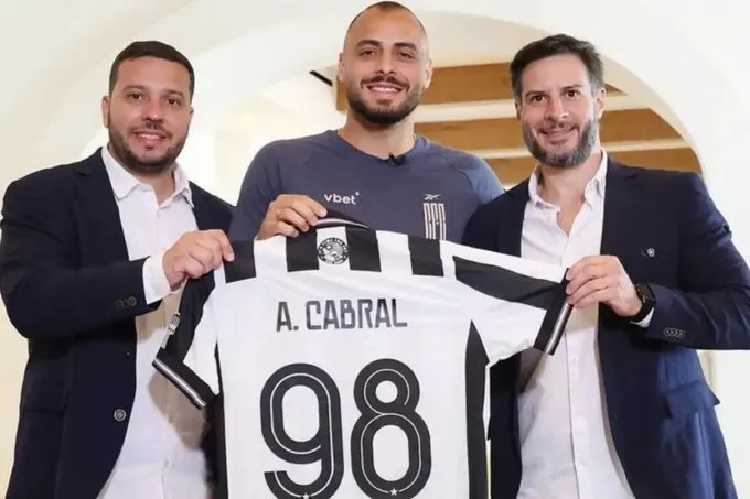 Arthur Cabral e Correa mostram confiança em levar Botafogo longe no Mundial de Clubes