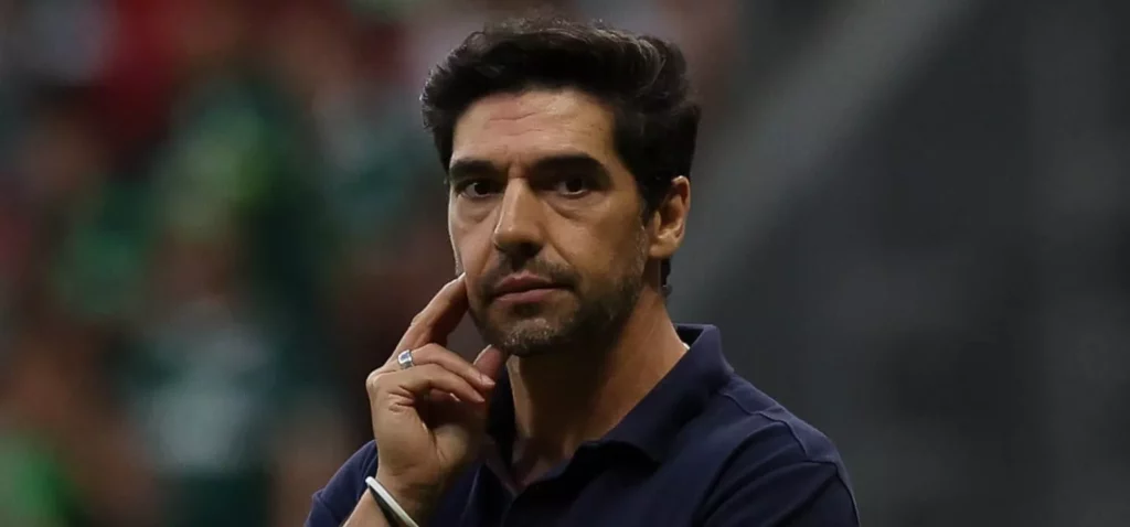 Por que Abel recusou salário 3 vezes maior para seguir no Palmeiras
