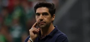 Por que Abel recusou salário 3 vezes maior para seguir no Palmeiras