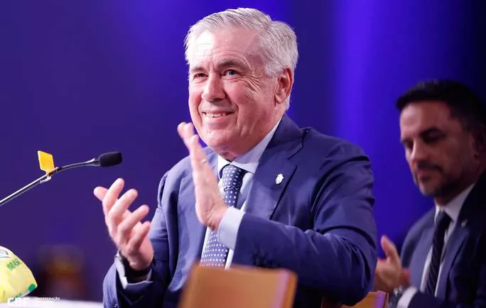 Carlo Ancelotti lembra Cilinho ao adotar posturas táticas