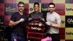 Guarani encaminha acerto com zagueiro do Sport