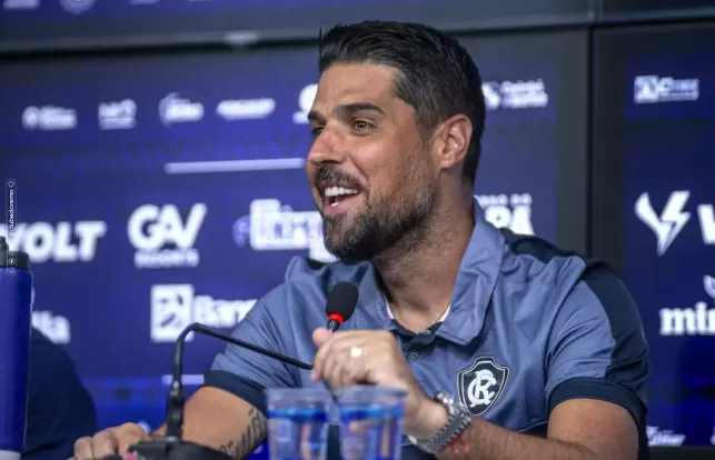 Antonio Oliveira destaca entrega do remo contra o Athletic