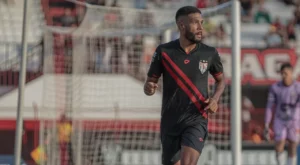 Série B: Atlético-GO perde o capitão Rhaldney, que vai jogar na Turquia
