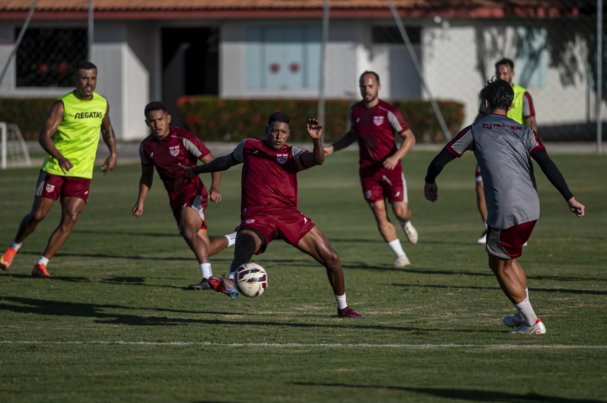 CRB e America MG se enfrentam na Serie B
